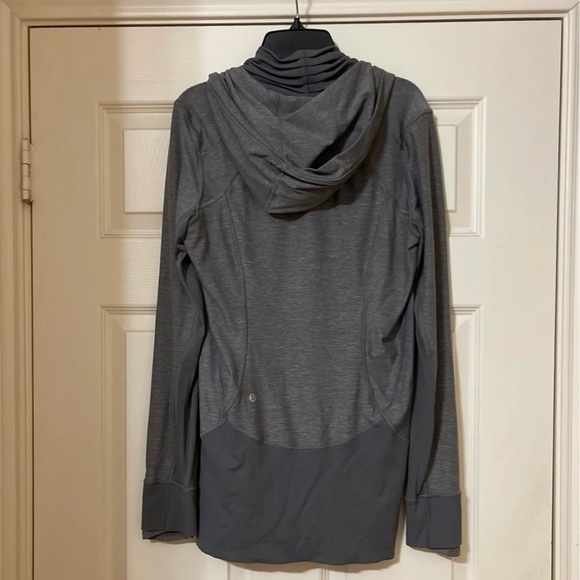 Lululemon Jacket - Picture 5 of 7